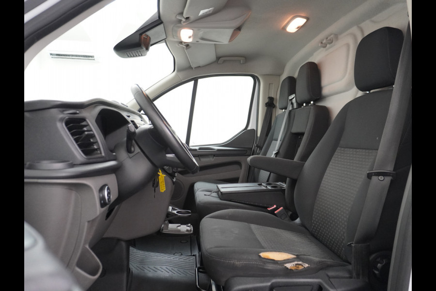 Ford Transit Custom 280 2.0TDCI 105PK L1H1 Airco Cruise Control Trekhaak PDC Bluetooth DAB 3-Persoons Trend Schuifdeur Betonplex Wandbetimmering Kastenbouw Euro 6 1e Eigenaar 2.500KG Trekgewicht