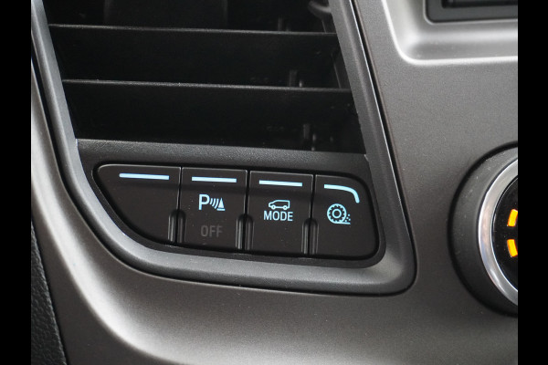 Ford Transit Custom 280 2.0TDCI 105PK L1H1 Airco Cruise Control Trekhaak PDC Bluetooth DAB 3-Persoons Trend Schuifdeur Betonplex Wandbetimmering Kastenbouw Euro 6 1e Eigenaar 2.500KG Trekgewicht