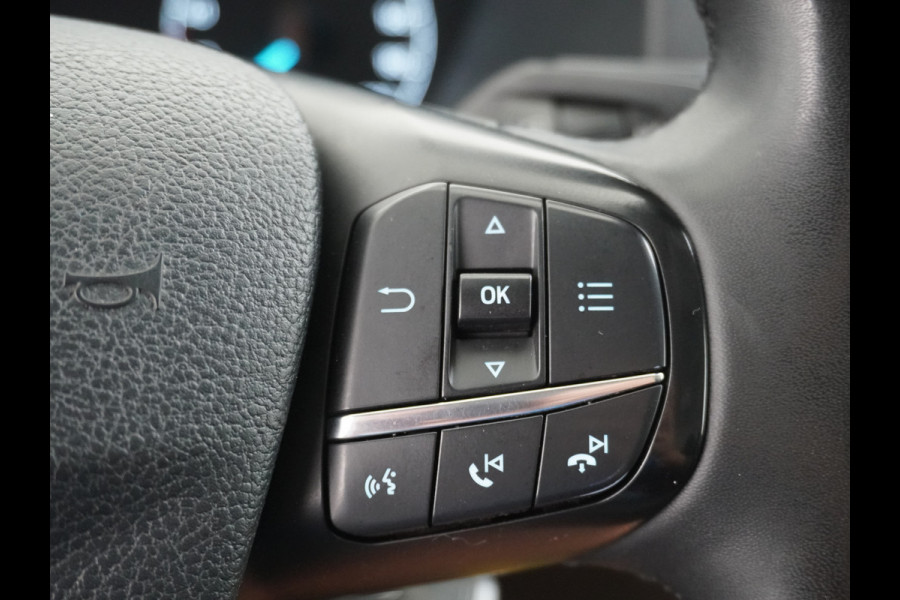 Ford Transit Custom 280 2.0TDCI 105PK L1H1 Airco Cruise Control Trekhaak PDC Bluetooth DAB 3-Persoons Trend Schuifdeur Betonplex Wandbetimmering Kastenbouw Euro 6 1e Eigenaar 2.500KG Trekgewicht