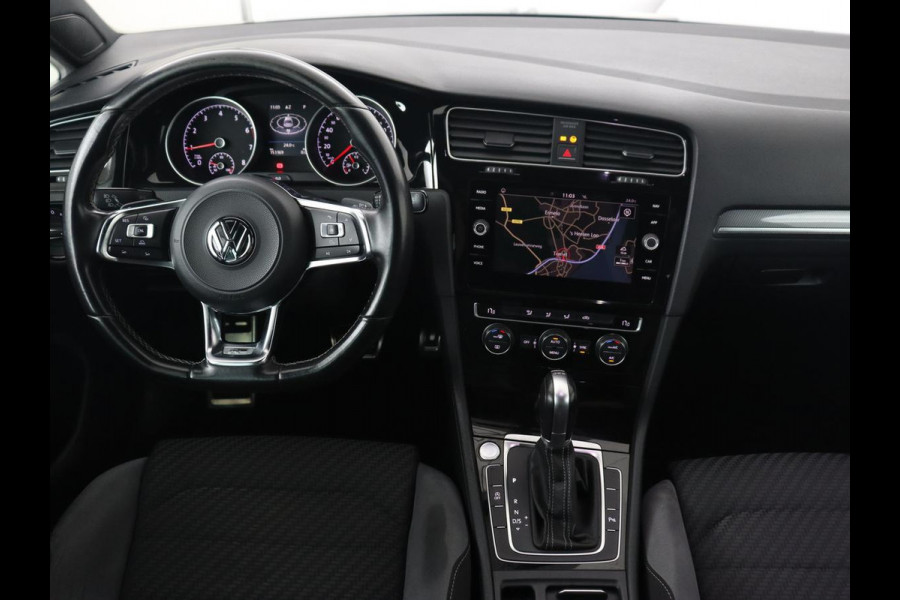 Volkswagen Golf 1.5 R Line | Automaat | Full LED | Keyless | Navigatie | Sportstoelen | 19'' | Parkeerhulp | Climate control | Cruise control | Bluetooth