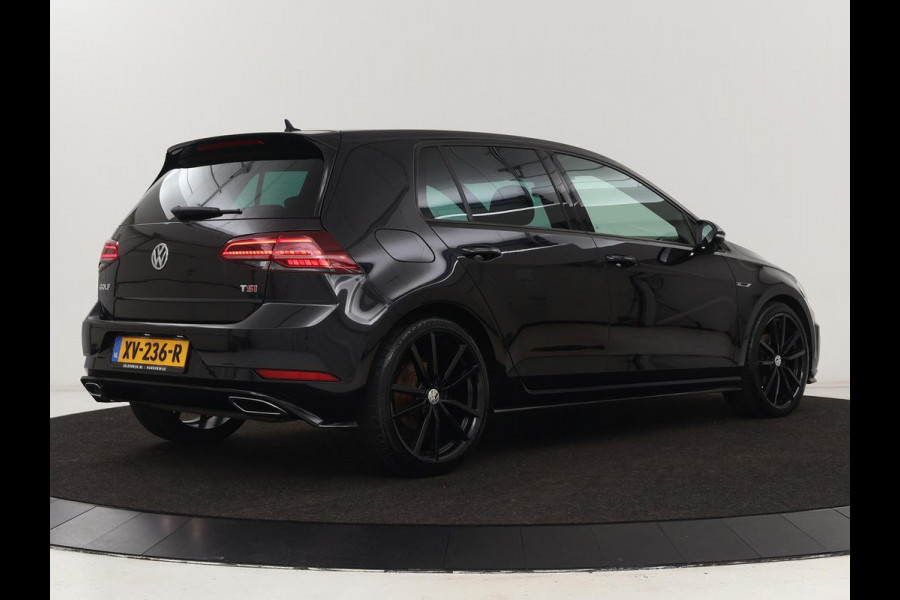 Volkswagen Golf 1.5 R Line | Automaat | Full LED | Keyless | Navigatie | Sportstoelen | 19'' | Parkeerhulp | Climate control | Cruise control | Bluetooth