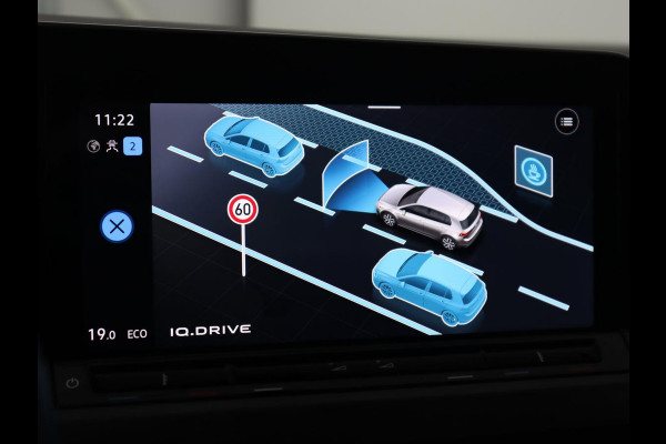 Volkswagen Golf 1.4 eHybrid Style | Massage | Carplay | Sfeerverlichting | Navigatie | Memory | Adaptive cruise | Parkeerhulp | ergoActive | LED Plus | Climate control | PHEV | Plug In