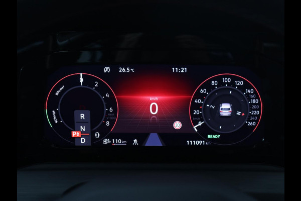 Volkswagen Golf 1.4 eHybrid Style | Massage | Carplay | Sfeerverlichting | Navigatie | Memory | Adaptive cruise | Parkeerhulp | ergoActive | LED Plus | Climate control | PHEV | Plug In