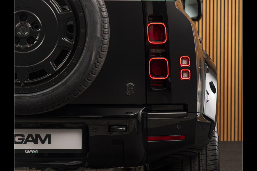 Land Rover Defender 110 2.0 P300e 110 X-Dynamic HSE URBAN