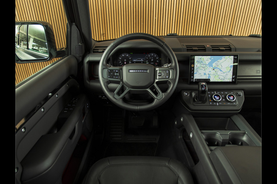 Land Rover Defender 110 2.0 P300e 110 X-Dynamic HSE URBAN