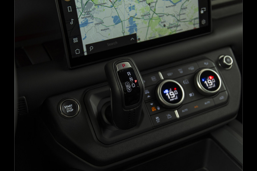 Land Rover Defender 110 2.0 P300e 110 X-Dynamic HSE URBAN