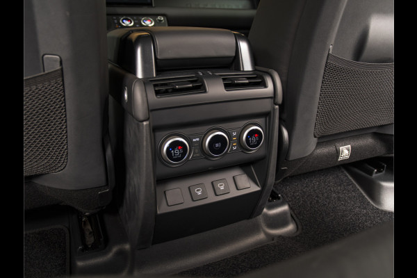 Land Rover Defender 110 2.0 P300e 110 X-Dynamic HSE URBAN