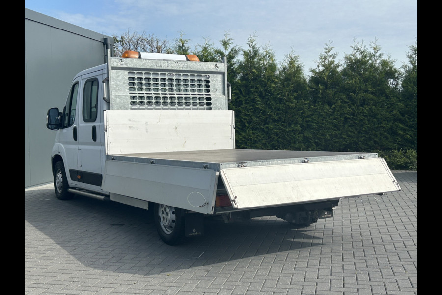 Citroën Jumper 2.2 BlueHDi 141 PK EURO 6 / KIPPER / 7 PERS / DUBBELE CABINE / PICK UP / OPEN LAADBAK / 2.5 TONS TREKHAAK / LED