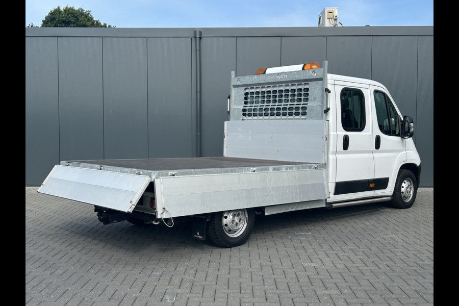 Citroën Jumper 2.2 BlueHDi 141 PK EURO 6 / KIPPER / 7 PERS / DUBBELE CABINE / PICK UP / OPEN LAADBAK / 2.5 TONS TREKHAAK / LED