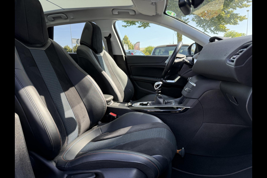 Peugeot 308 SW 1.2 PureTech Tech Edition 2e Eigenaar,Camera,Clima,Cruise,6 Bak,PDC V+A,Carplay,Pano,Dealer onderhouden,131pk,Elek ramen,N.A.P,APK tot 04-2026