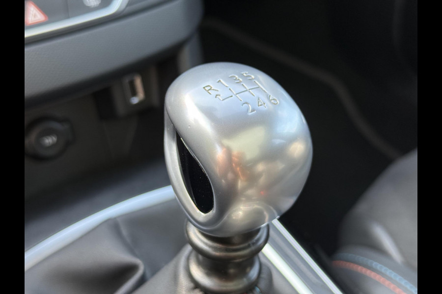 Peugeot 308 SW 1.2 PureTech Tech Edition 2e Eigenaar,Camera,Clima,Cruise,6 Bak,PDC V+A,Carplay,Pano,Dealer onderhouden,131pk,Elek ramen,N.A.P,APK tot 04-2026