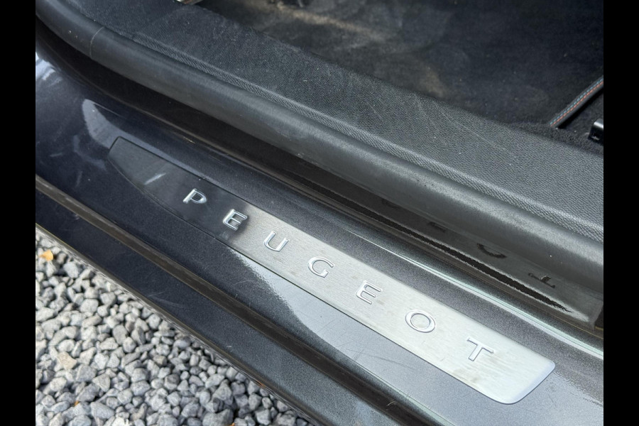 Peugeot 308 SW 1.2 PureTech Tech Edition 2e Eigenaar,Camera,Clima,Cruise,6 Bak,PDC V+A,Carplay,Pano,Dealer onderhouden,131pk,Elek ramen,N.A.P,APK tot 04-2026