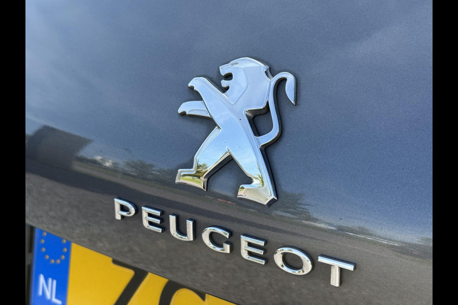 Peugeot 308 SW 1.2 PureTech Tech Edition 2e Eigenaar,Camera,Clima,Cruise,6 Bak,PDC V+A,Carplay,Pano,Dealer onderhouden,131pk,Elek ramen,N.A.P,APK tot 04-2026