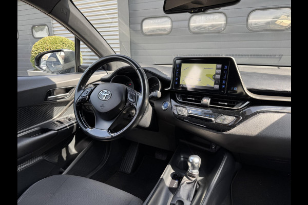 Toyota C-HR 1.8 Hybrid Dynamic | Navigatie | Camera | DAB | Cruise Control | Lichtmetalen Velgen |