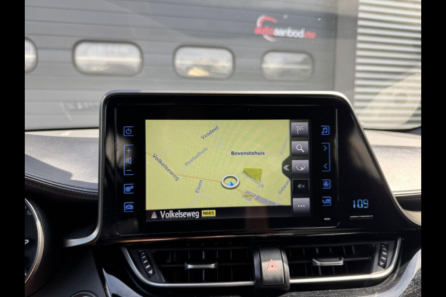 Toyota C-HR 1.8 Hybrid Dynamic | Navigatie | Camera | DAB | Cruise Control | Lichtmetalen Velgen |