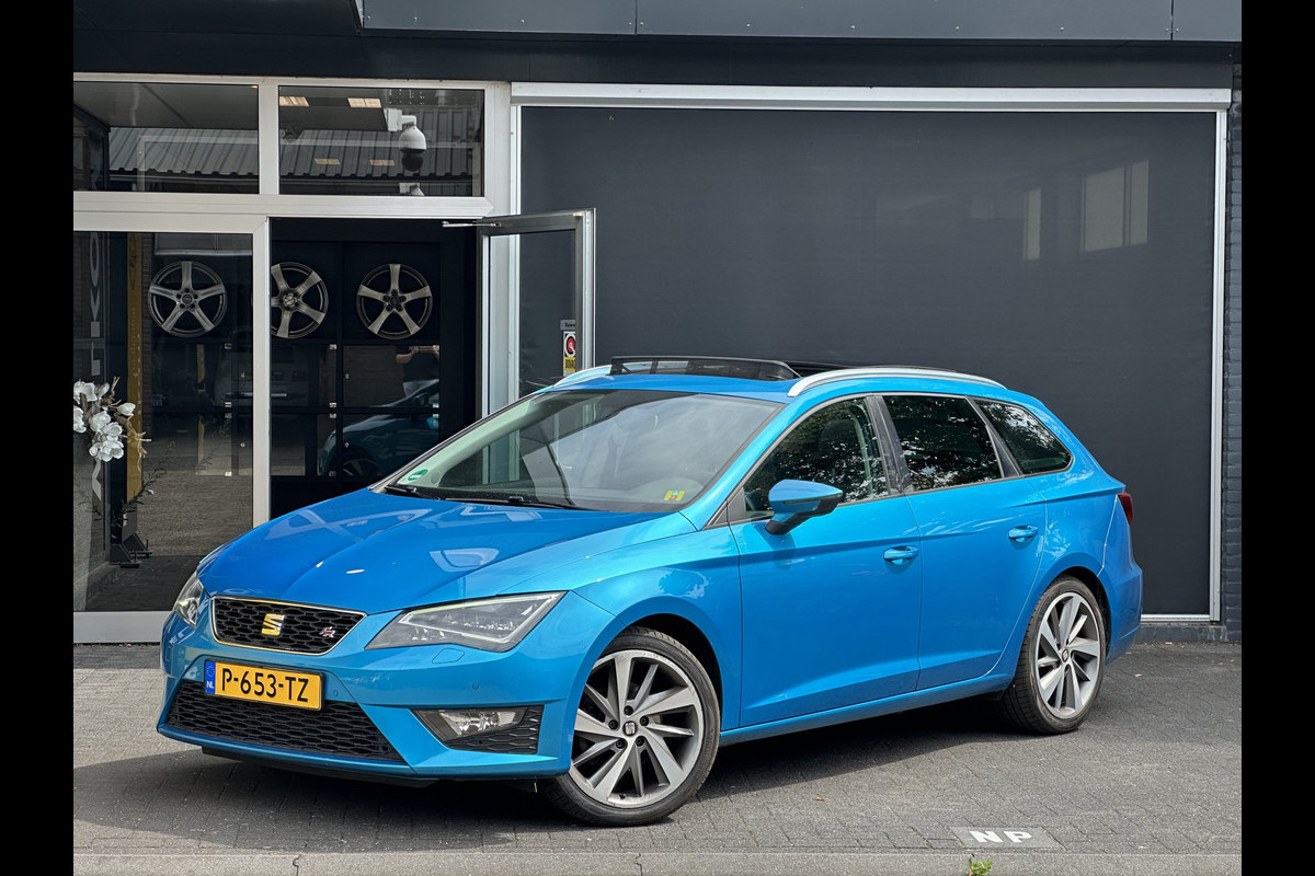 Seat León ST 1.4 EcoTSI FR Connect HALF LEDER/ALCANTARA / PANO / CLIMA / AUTOMAAT
