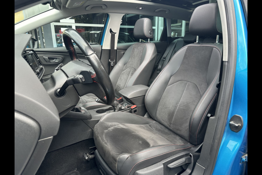 Seat León ST 1.4 EcoTSI FR Connect HALF LEDER/ALCANTARA / PANO / CLIMA / AUTOMAAT