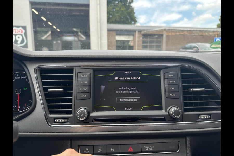 Seat León ST 1.4 EcoTSI FR Connect HALF LEDER/ALCANTARA / PANO / CLIMA / AUTOMAAT