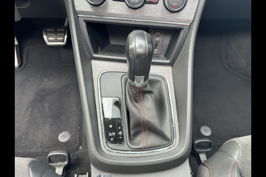 Seat León ST 1.4 EcoTSI FR Connect HALF LEDER/ALCANTARA / PANO / CLIMA / AUTOMAAT