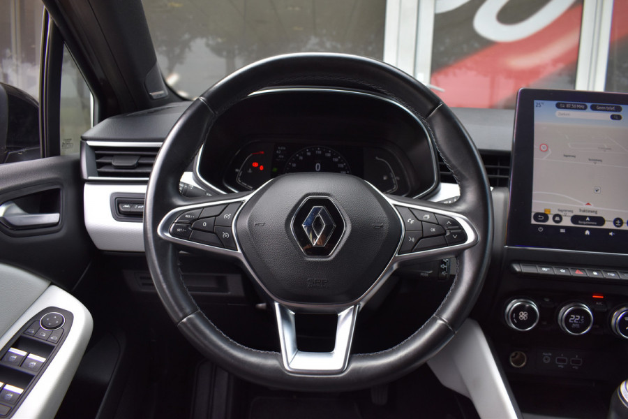 Renault Clio 1.0 TCe Intens / Keyless / Parkeerhulp / Camera / Bluetooth / BOSE stereo / Start- stop