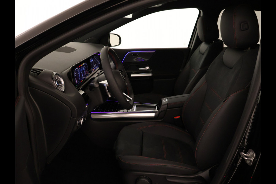 Mercedes-Benz B-Klasse 180 AMG Line LIMITED Edition | Nightpakket | Keyless-Go comfortpakket | Parkeerpakket met achteruitrijcamera | USB-pakket plus | Sfeerverlichting | Dodehoekassistent | EASY PACK achterklep |