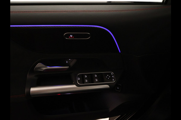 Mercedes-Benz B-Klasse 180 AMG Line LIMITED Edition | Nightpakket | Keyless-Go comfortpakket | Parkeerpakket met achteruitrijcamera | USB-pakket plus | Sfeerverlichting | Dodehoekassistent | EASY PACK achterklep |