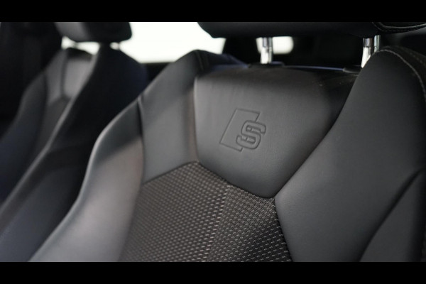Audi Q3 45 TFSIe Black Optik AUTOMAAT-AUDI SOUND-CAMERA-CARPLAY-DRIVE SELECT-KEYLESS-MATRIX LED-NAVIGATIE
