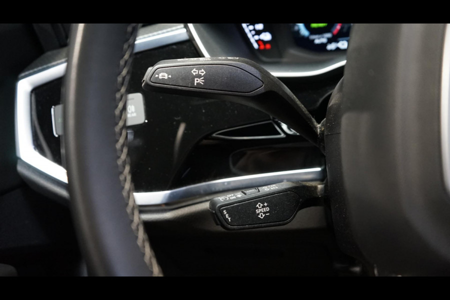 Audi Q3 45 TFSIe Black Optik AUTOMAAT-AUDI SOUND-CAMERA-CARPLAY-DRIVE SELECT-KEYLESS-MATRIX LED-NAVIGATIE