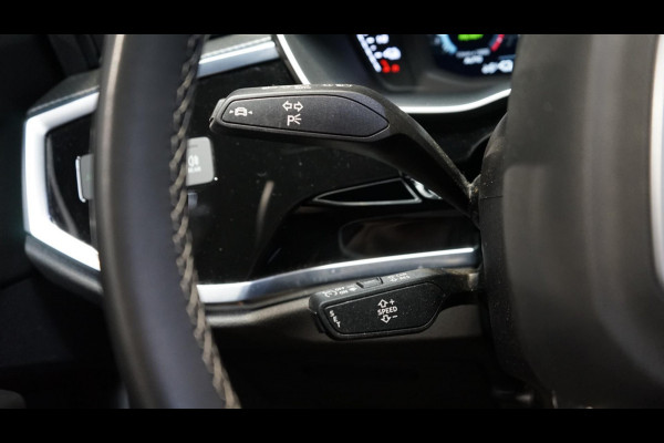 Audi Q3 45 TFSIe Black Optik AUTOMAAT-AUDI SOUND-CAMERA-CARPLAY-DRIVE SELECT-KEYLESS-MATRIX LED-NAVIGATIE