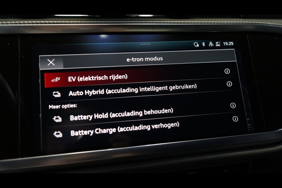 Audi Q3 45 TFSIe Black Optik AUTOMAAT-AUDI SOUND-CAMERA-CARPLAY-DRIVE SELECT-KEYLESS-MATRIX LED-NAVIGATIE