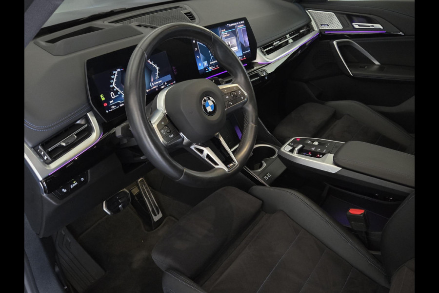 BMW X1 X1 xDrive23i M SPORT | PANORAMADAK | DRIVING PROFF. | HARMAN KARDON | MEMORY SEATS | LEDER |