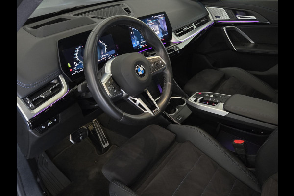 BMW X1 X1 xDrive23i M SPORT | PANORAMADAK | DRIVING PROFF. | HARMAN KARDON | MEMORY SEATS | LEDER |