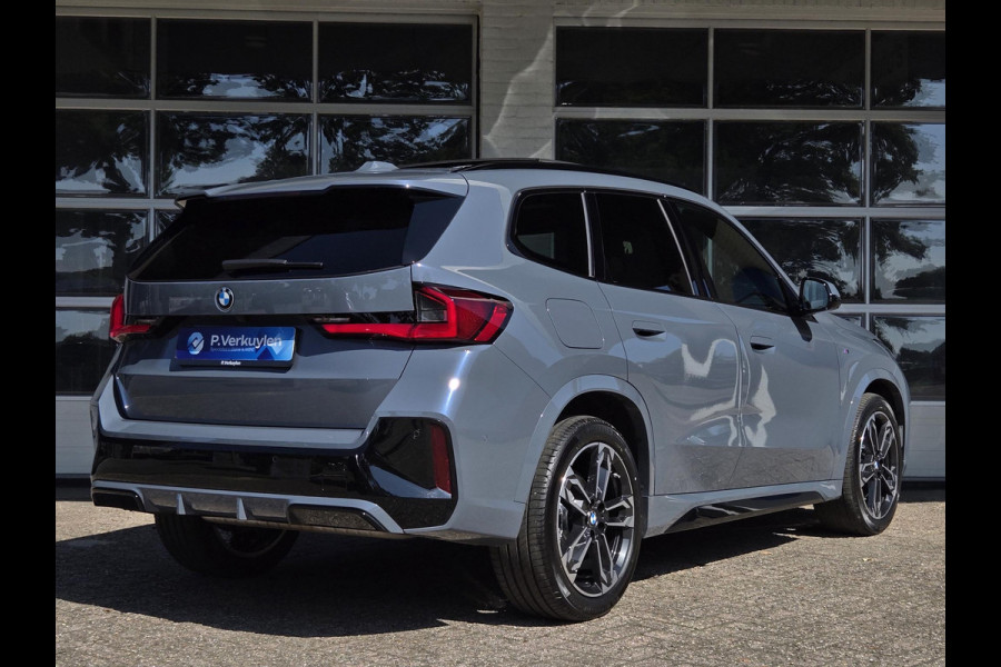 BMW X1 X1 xDrive23i M SPORT | PANORAMADAK | DRIVING PROFF. | HARMAN KARDON | MEMORY SEATS | LEDER |