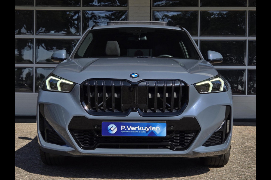 BMW X1 X1 xDrive23i M SPORT | PANORAMADAK | DRIVING PROFF. | HARMAN KARDON | MEMORY SEATS | LEDER |