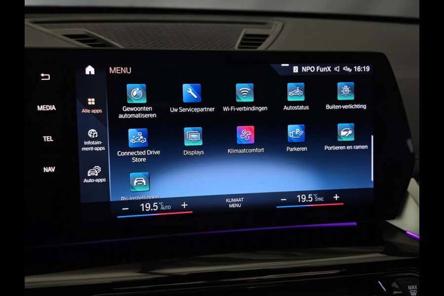 BMW X1 X1 xDrive23i M SPORT | PANORAMADAK | DRIVING PROFF. | HARMAN KARDON | MEMORY SEATS | LEDER |