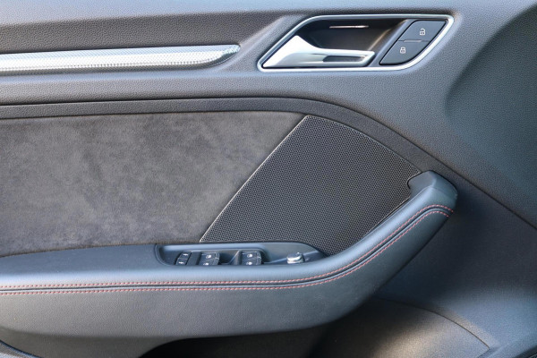 Audi RS3 Sportback 2.5 TFSI quattro MILLTEK/RS ZETELS/B&O/VIRTUAL/SFEER/PANO/LEDER+S.VERWARMING/LMV/CAM/ACC/ECC/12 MND GARANTIE!
