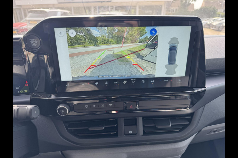 Ford Transit Custom 320 2.5 PHEV L2H1 Sport 233pk | 0,99% Renteactie! | Inklapbare trekhaak | 19 inch lichtmetalen Sport velgen (mat zwart) | Verwarmbaar stuurwiel  | Navigatie systeem | B&O speakers