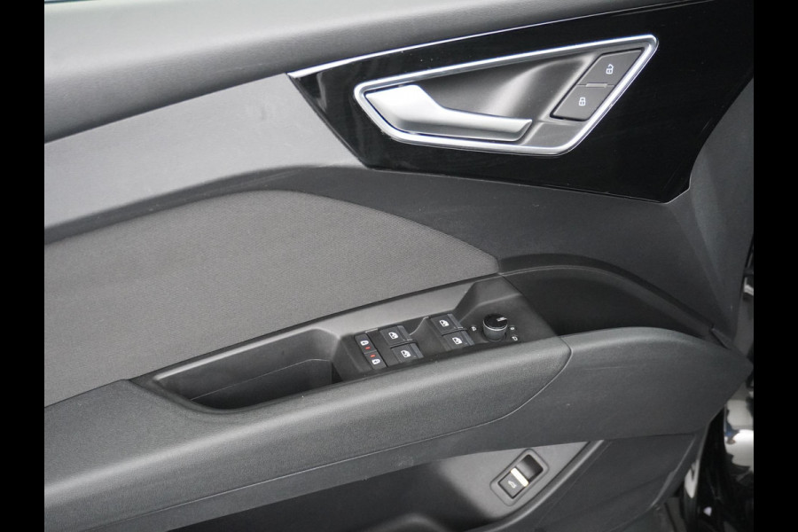 Audi Q4 e-tron 40 Launch edition Advanced 77 kWh RIJKAARPRIJS INCL. 12MND BOVAG | COMPLETE HISTORIE | ADD. CRUISE | TREKHAAK
