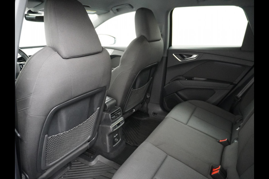 Audi Q4 e-tron 40 Launch edition Advanced 77 kWh RIJKAARPRIJS INCL. 12MND BOVAG | COMPLETE HISTORIE | ADD. CRUISE | TREKHAAK