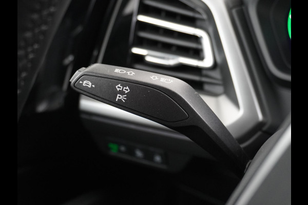 Audi Q4 e-tron 40 Launch edition Advanced 77 kWh RIJKAARPRIJS INCL. 12MND BOVAG | COMPLETE HISTORIE | ADD. CRUISE | TREKHAAK