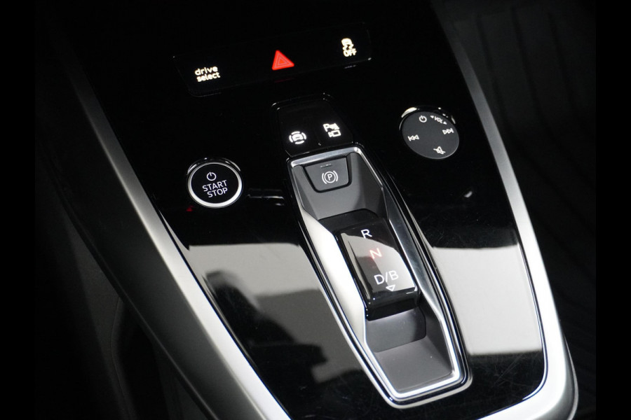 Audi Q4 e-tron 40 Launch edition Advanced 77 kWh RIJKAARPRIJS INCL. 12MND BOVAG | COMPLETE HISTORIE | ADD. CRUISE | TREKHAAK