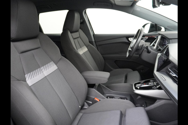 Audi Q4 e-tron 40 Launch edition Advanced 77 kWh RIJKAARPRIJS INCL. 12MND BOVAG | COMPLETE HISTORIE | ADD. CRUISE | TREKHAAK