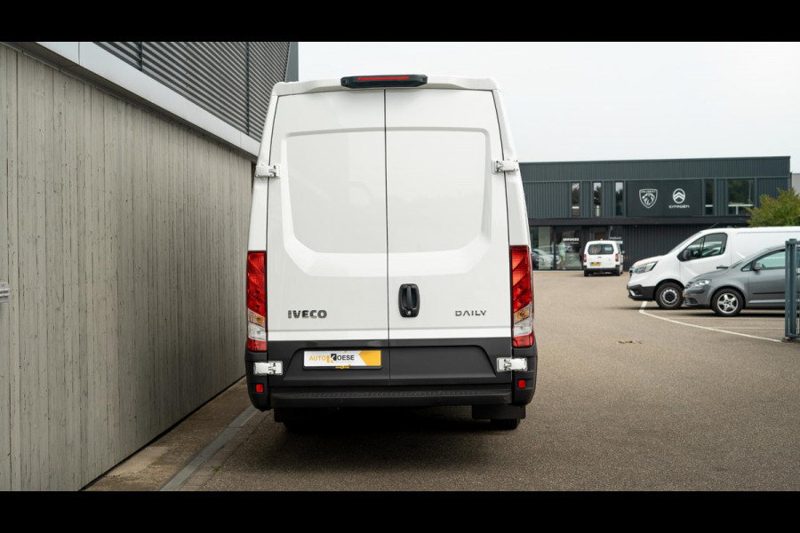 Iveco Daily 35S16V 2.3 410 H2 L4H2 | Direct Leverbaar | Complete Betimmering Laadruimte | Parkeersensoren | Cruise Control