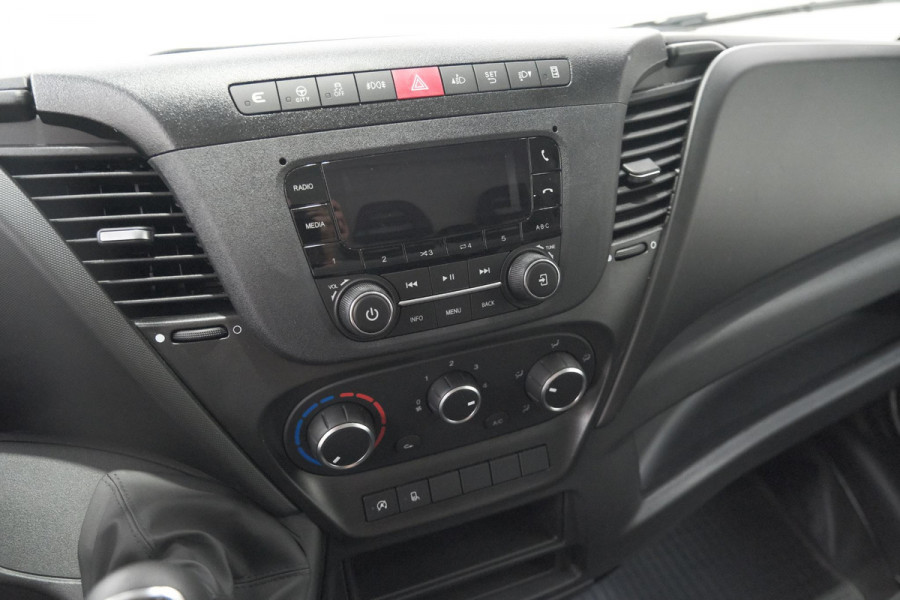 Iveco Daily 35S16V 2.3 410 H2 L4H2 | Direct Leverbaar | Complete Betimmering Laadruimte | Parkeersensoren | Cruise Control