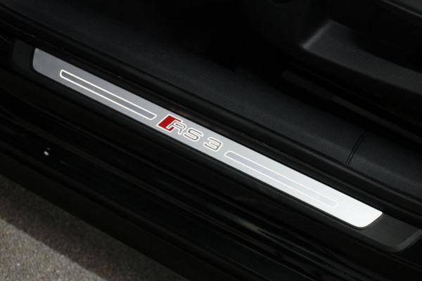Audi RS3 Sportback 2.5 TFSI quattro MILLTEK/RS ZETELS/B&O/VIRTUAL/SFEER/PANO/LEDER+S.VERWARMING/LMV/CAM/ACC/ECC/12 MND GARANTIE!