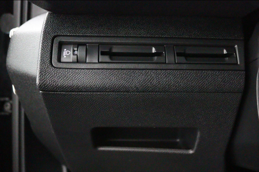 Peugeot 3008 1.2 PureTech Bleu*NAVI*ECC*CRUISE*CAMERA*CARPLAY*