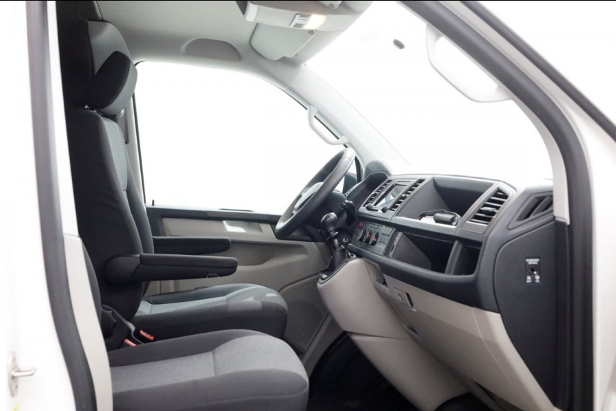 Volkswagen Transporter 2.0 TSI 150pk Benzine L2H3 Trendline Airco/Camera BPM-VRIJ 03-2019