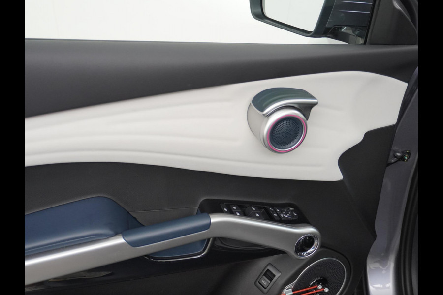 BYD ATTO 3 Design Complete Auto | Panoramadak | Elektrische Kofferbak | 360° Camera | Rijklaar incl. Fabrieksgarantie t/m 2029 | Aandrijflijn & Accu tot 2031!