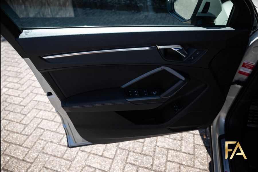 Audi Q3 Sportback 45 TFSI e S Edition S Line|19Inch|Tauzilver|Ambienteverlichting|