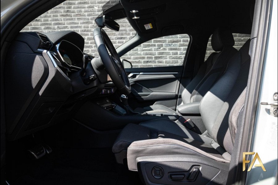 Audi Q3 Sportback 45 TFSI e S Edition S Line|19Inch|Tauzilver|Ambienteverlichting|